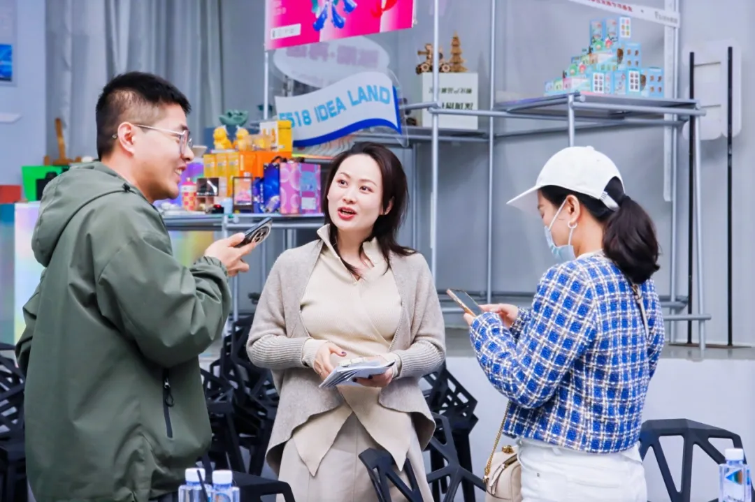 IP造星计划:全媒体时代的设计师品牌突围茶话会 IP造星计划:全媒体时代的设计师品牌突围茶话会
